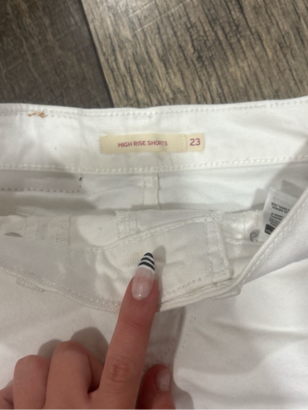Levi's White Distressed Cutoff Denim Shorts - Picture 3 of 3